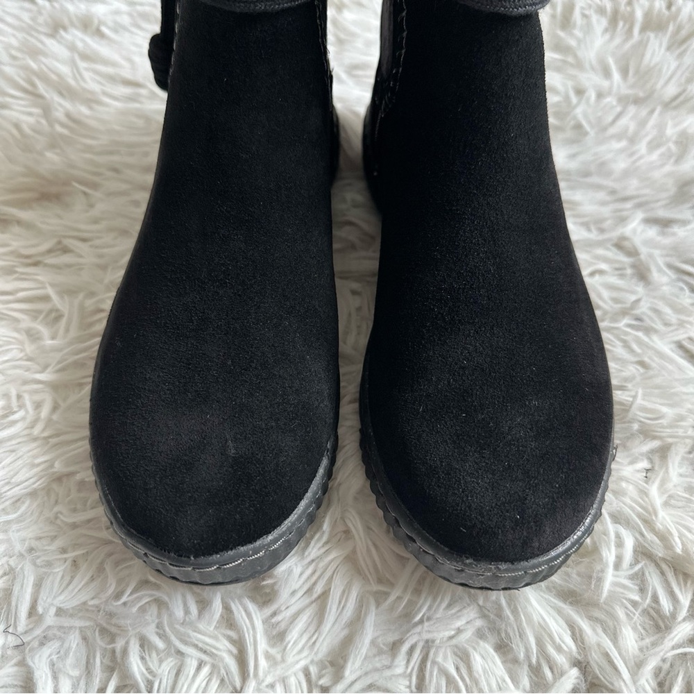 Clarks Caroline Lily Suede Ankle Boots Black New In Box Size 6 - Picture 3 of 8
